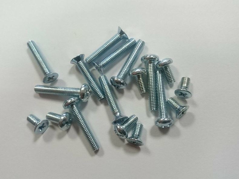Set of screws for the V2 - crosshairs - EPes